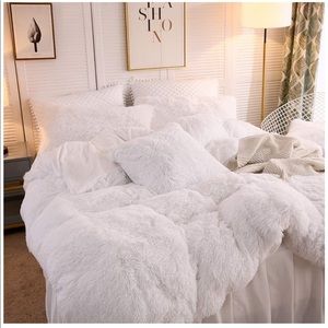 Luxury shaggy plush duvet cover